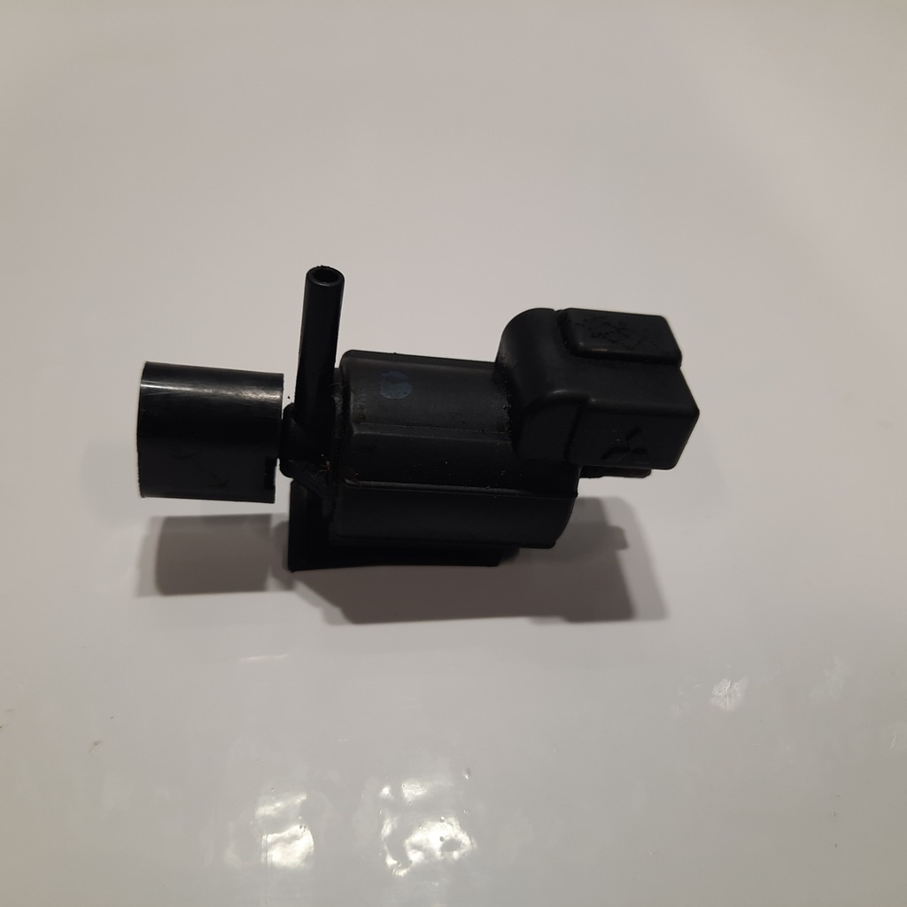 фото №1, Mitsubishi pajero iii 3.2 did клапан вакууму