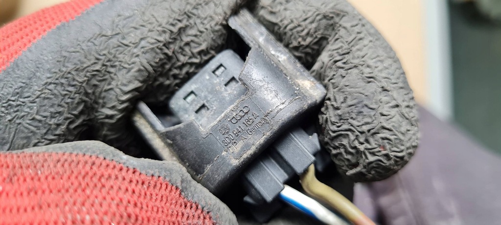 фото №7, A4 b6 b7 b8 штекер колодка роз'єми протитуманної фари 2x 3d0941165a a5 8t q5 a6 c7