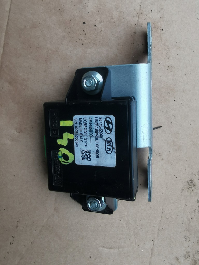 фото №1, Hyundai i40 11- датчик модуль