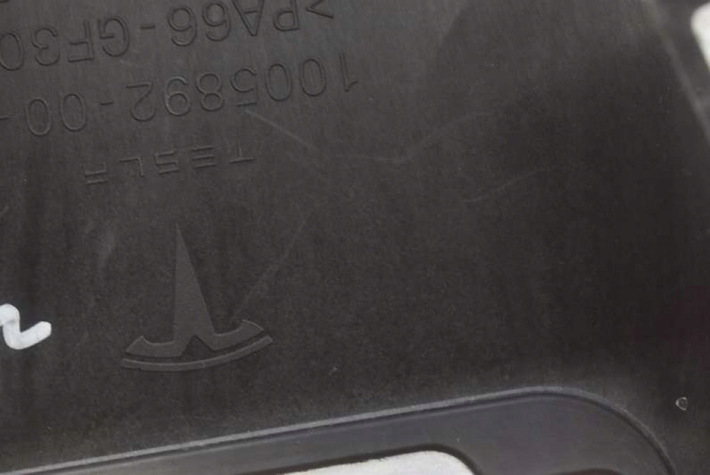 фото №12, Корпус засувка капот 1005892-00-b tesla model s 12-20