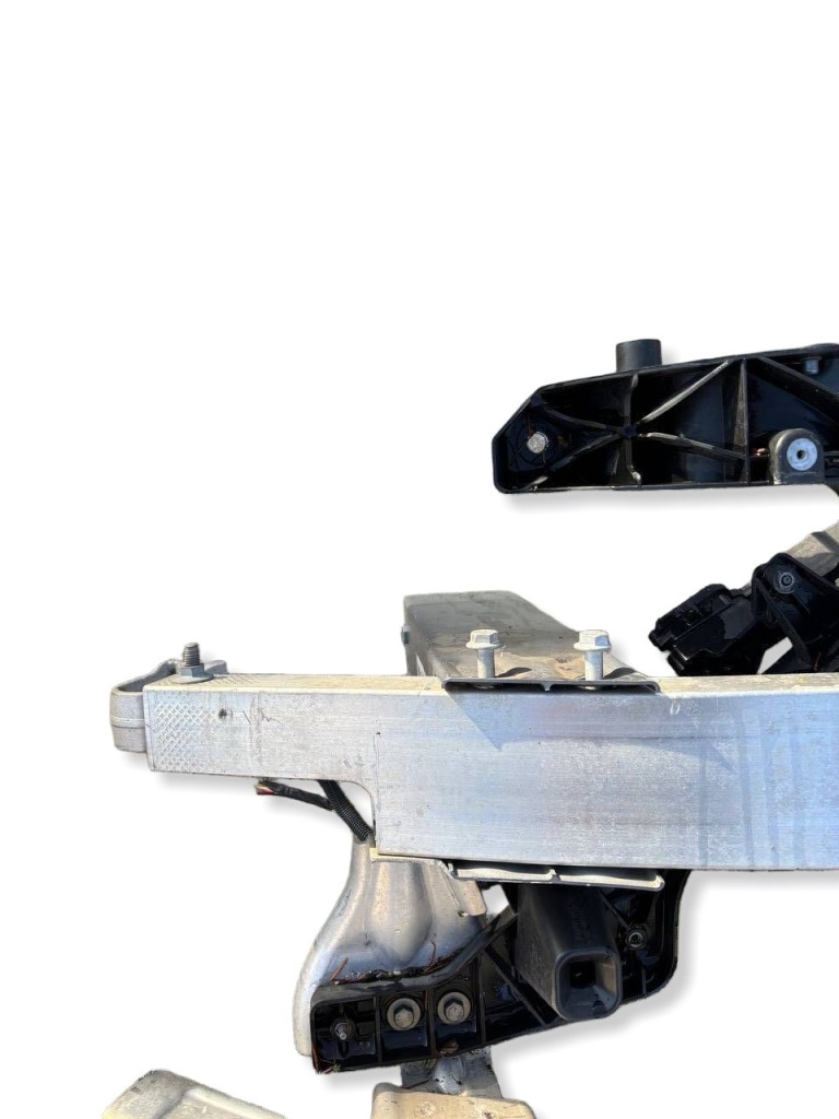 Ремень передний перед tesla model y 164352199c Цена