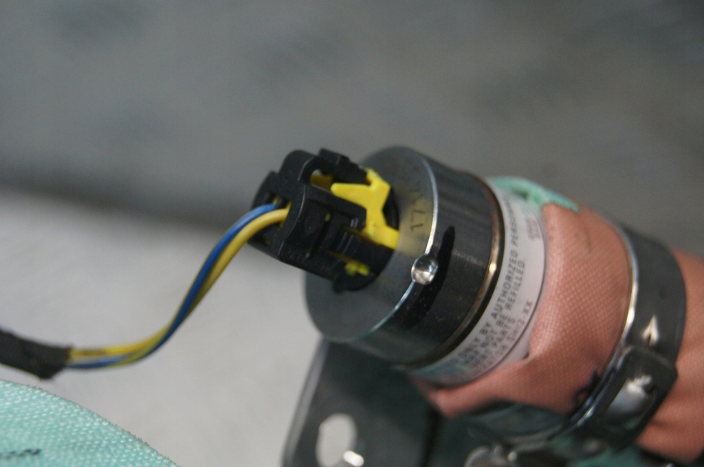 фото №4, Bmw x6 f16 lift шторка безопасности левая