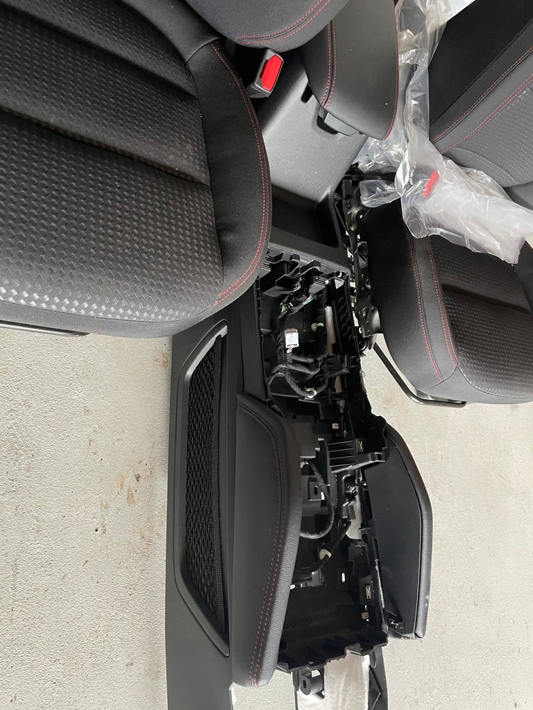 фото №7, Escape kuga mk3 сиденья заднее сиденье обшивки st-line