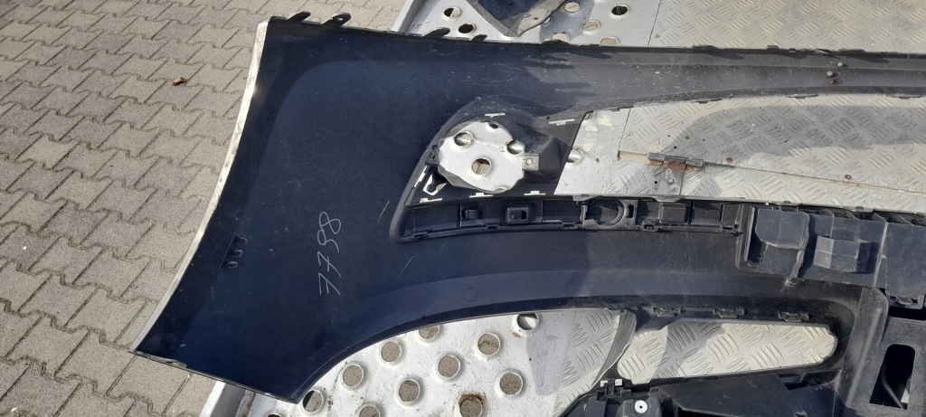 Бампер перед renault clio 3 оригинал Недорого