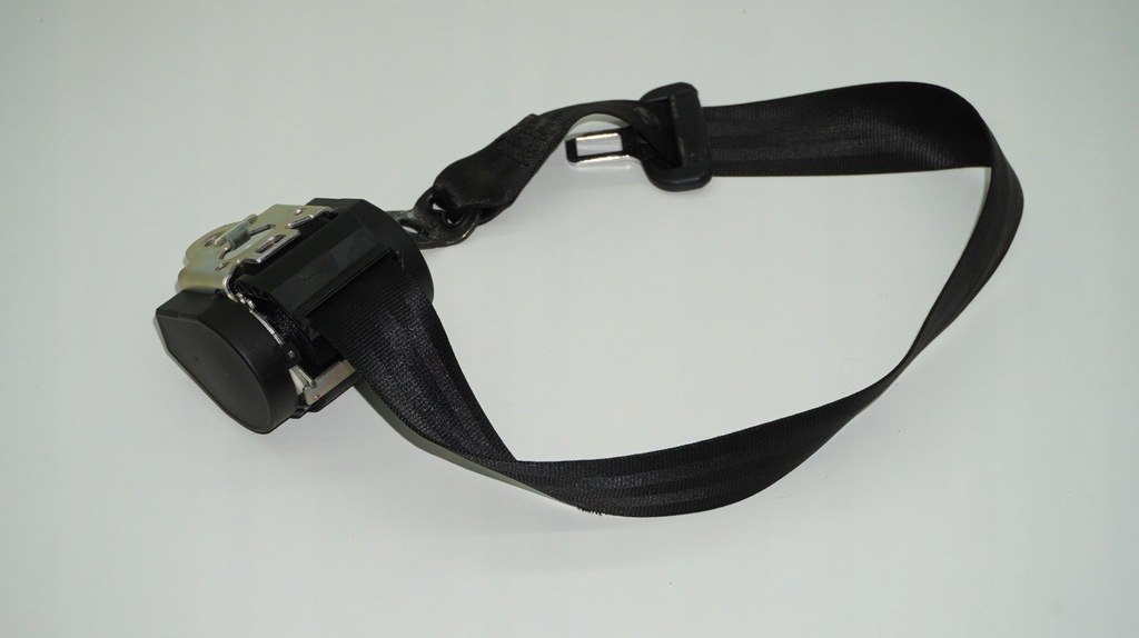 фото №6, Audi a3 8v 5d pas безопасности правый / левый задняя