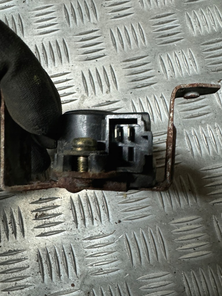 фото №7, Привод замка дверь правый задняя mitsubishi pajero ii mb669754 2pin