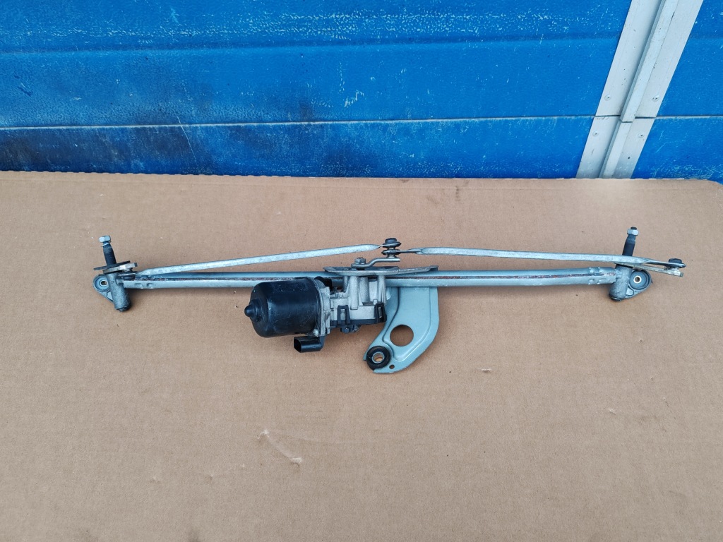 фото №1, Mini r56 механизм дворник