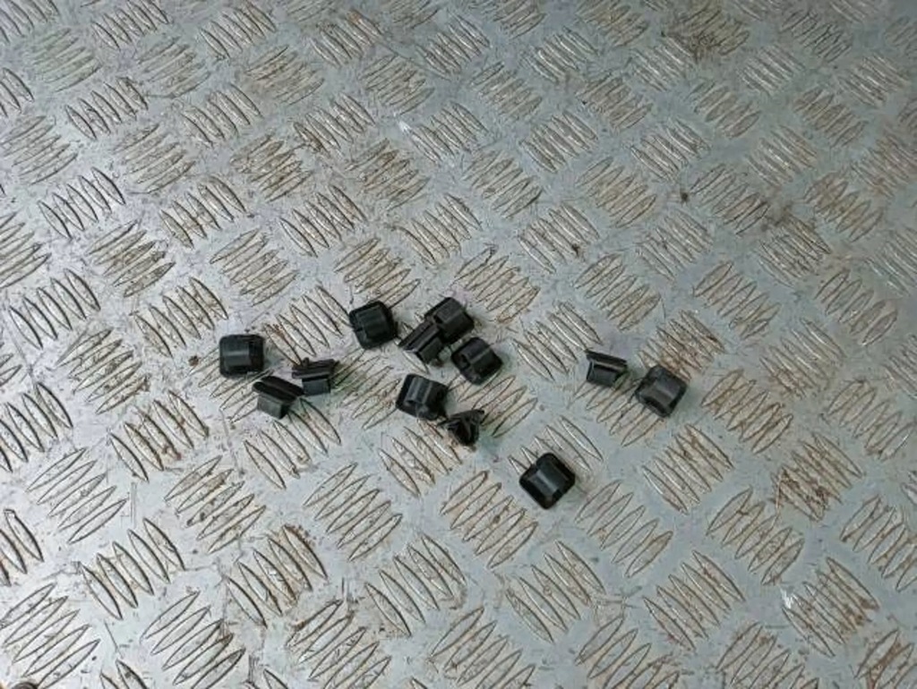 фото №7, Skoda superb iii 3v шумоизоляция шумоизоляция капот клипсы