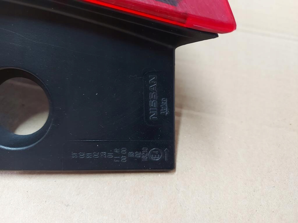 фото №5, Лампа правый задняя led nissan note ii e12 12-