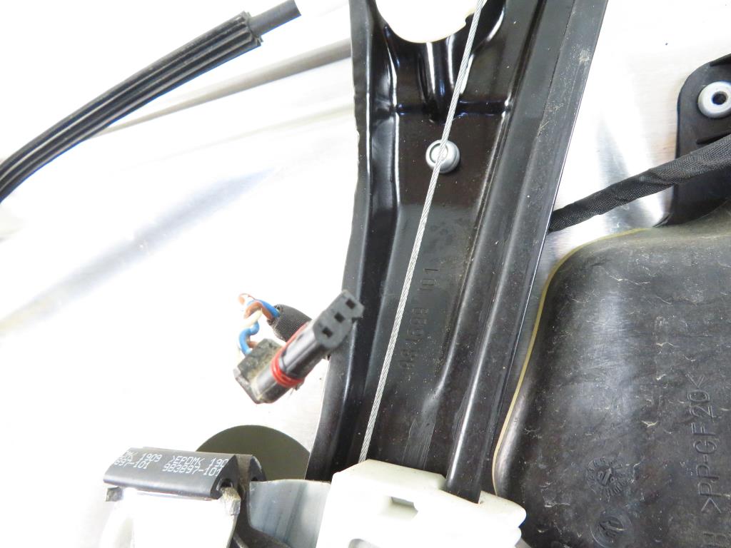 фото №12, Подъемник стекло левый передний mercedes w212