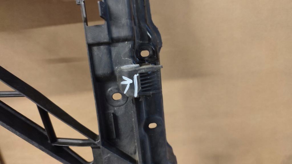 фото №7, Skoda fabia iii pas передний усилитель 6v0805588f