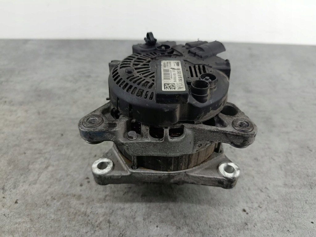 Генератор peugeot 208 1 9809391880 2625767-a hrg12s010 1.2 thp Недорого