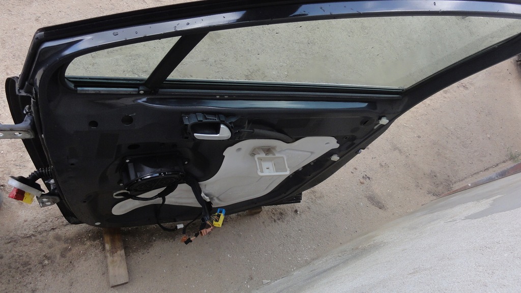 фото №8, Peugeot 5008 09-16r дверь правый перед lak ktga