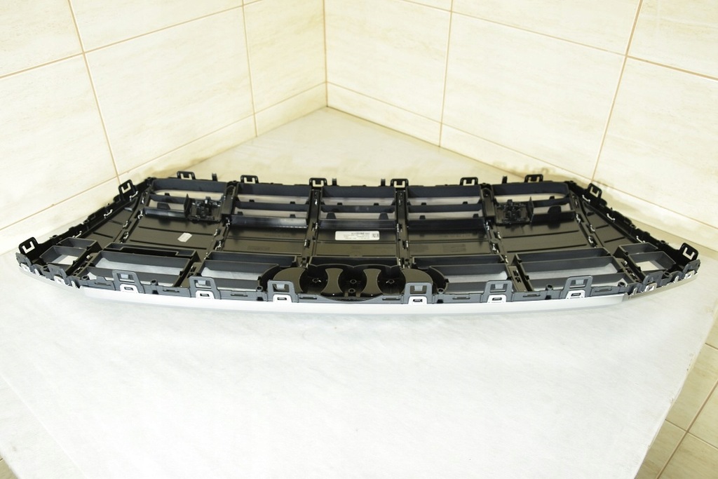 фото №12, Audi a6 c8 allroad 18-r. 4k0 решётка радиатора решётка радиатора