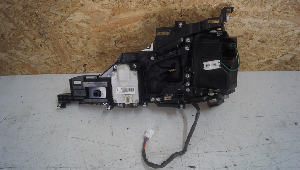 фото №10, Панель середній infiniti q60 688004ga0a