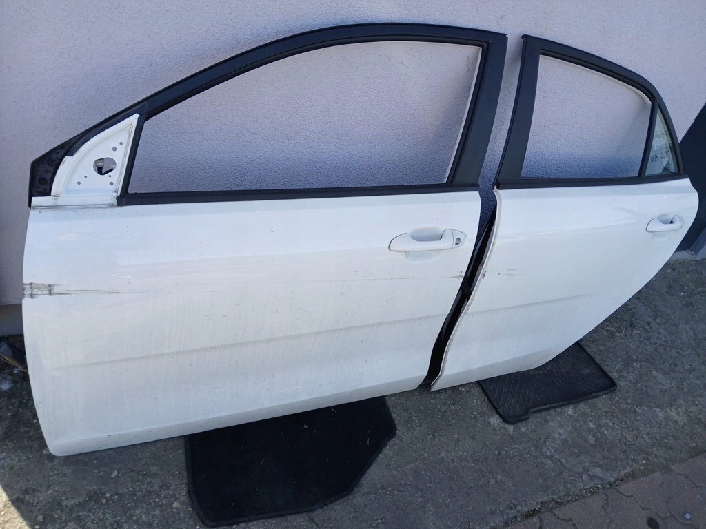 фото №1, Дверь левый перед kpl. белый kia rio iv 2017-