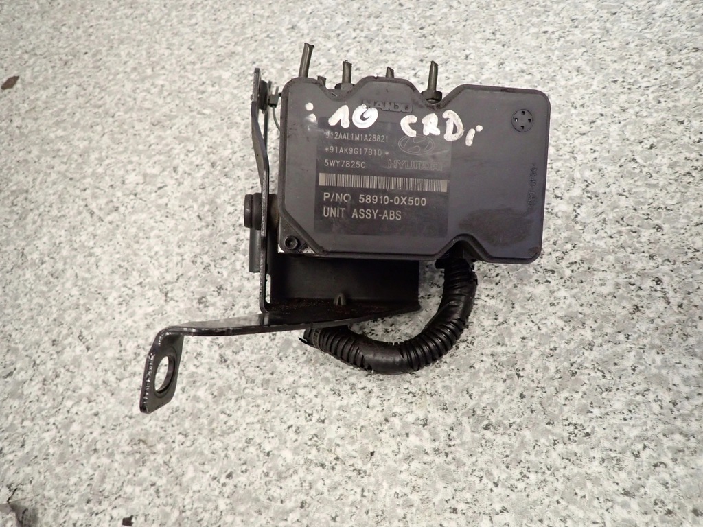 фото №1, Hyundai i10 07-13 5d насос abs absu блок управления
