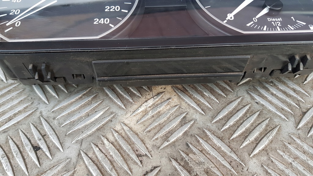 фото №11, Bmw 1 e87 e81 лічильник приладова панель 2154606 2.0d