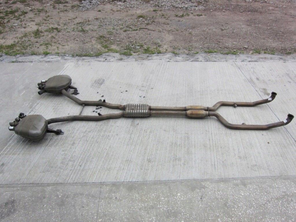 Bmw f01 f02 750i гаситель конечный выхлоп воздуховод в Украине