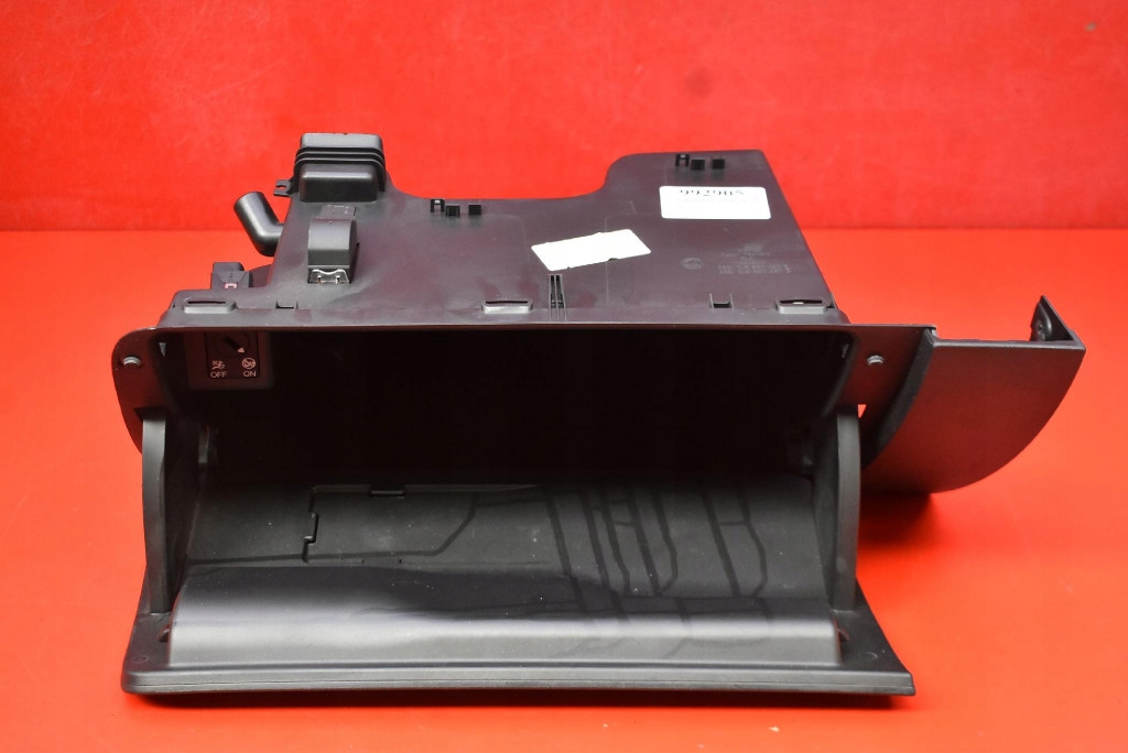 фото №16, Бардачок пассажира eu 5jb857097e seat toledo 4 iv 12-20