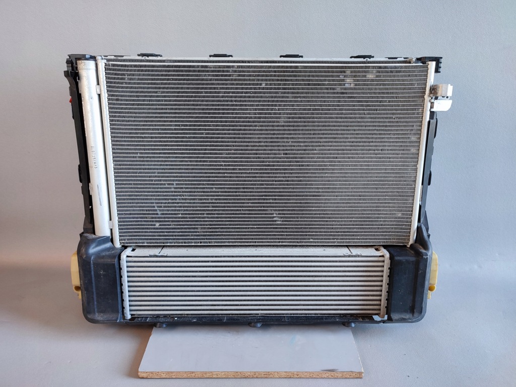 Bmw 5 g30 g31 ремінь радіатор води кондиціонер інтеркулер комплект вентилятор Ціна