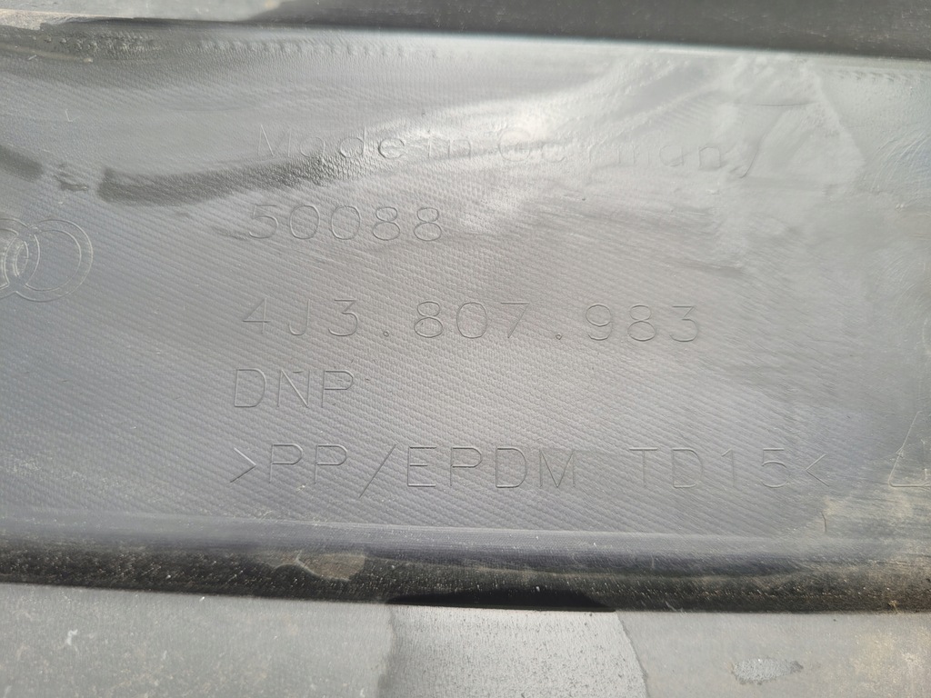 фото №7, Audi e-tron rs gt 4j3807983 диффузор задний задняя kn