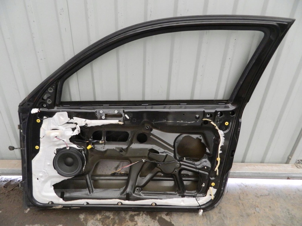 фото №14, Дверь alfa romeo 147 3d 00-10r правое передние 846a