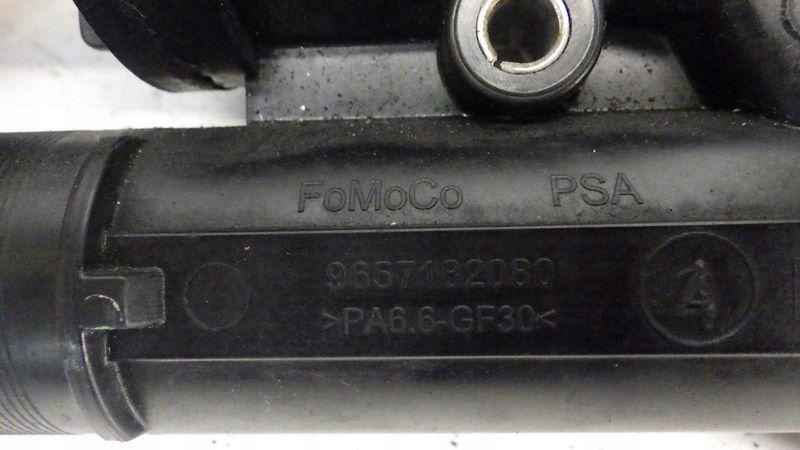 фото №6, Корпус термостата range rover evoque 2.2 td 9657182080