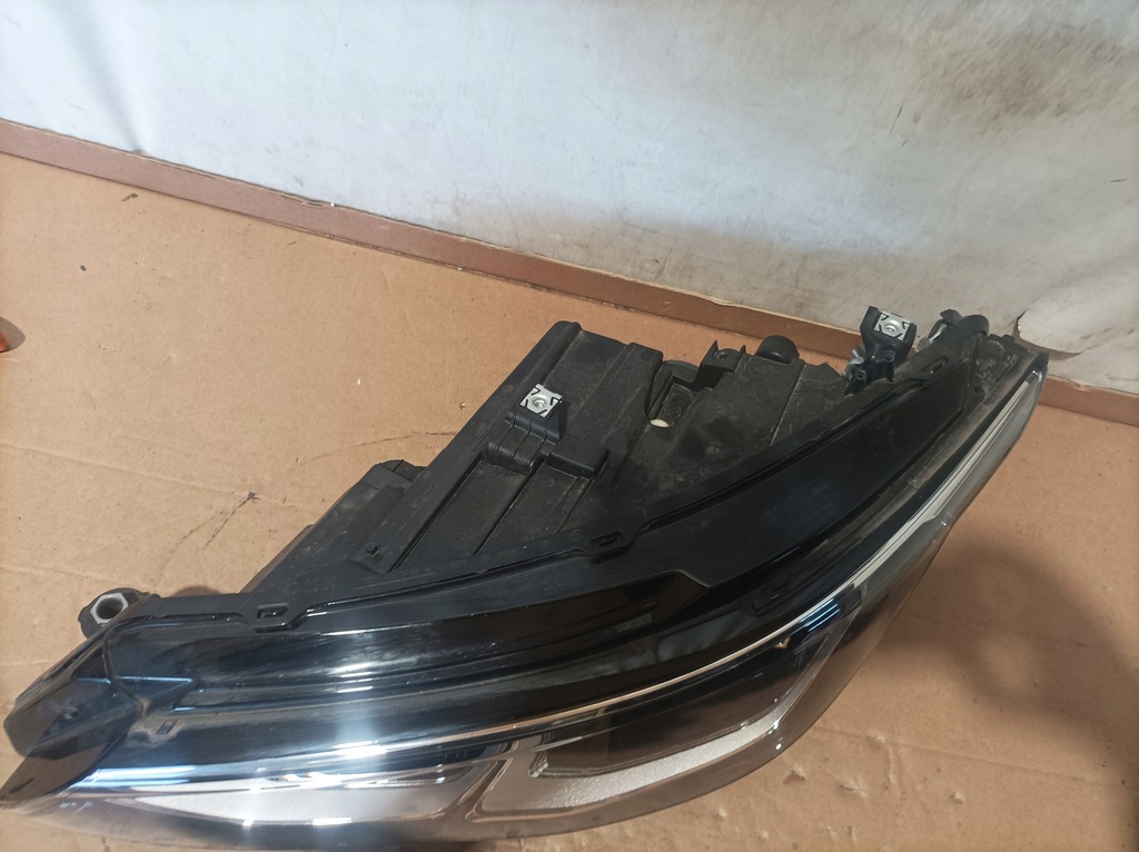 фото №3, Левая передняя лампа vw golf viii 8 5h1941005 led