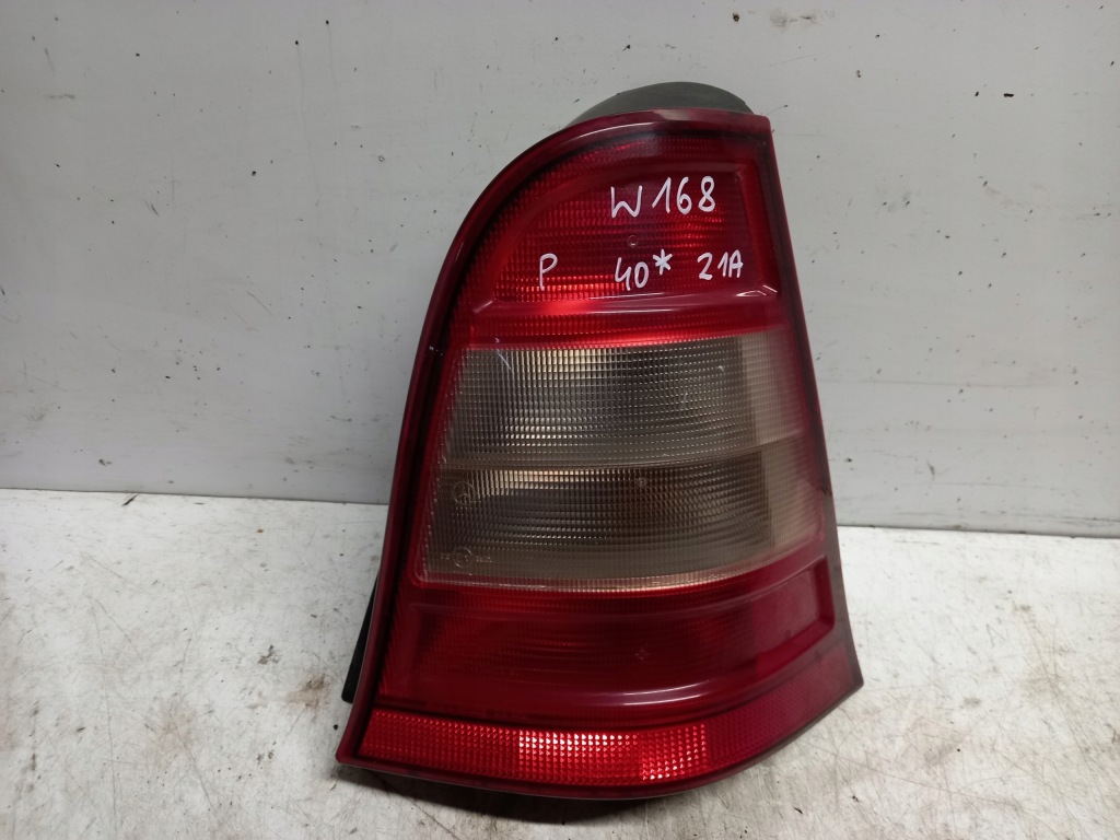 Купить Лампа правая задняя mercedes-benz w168