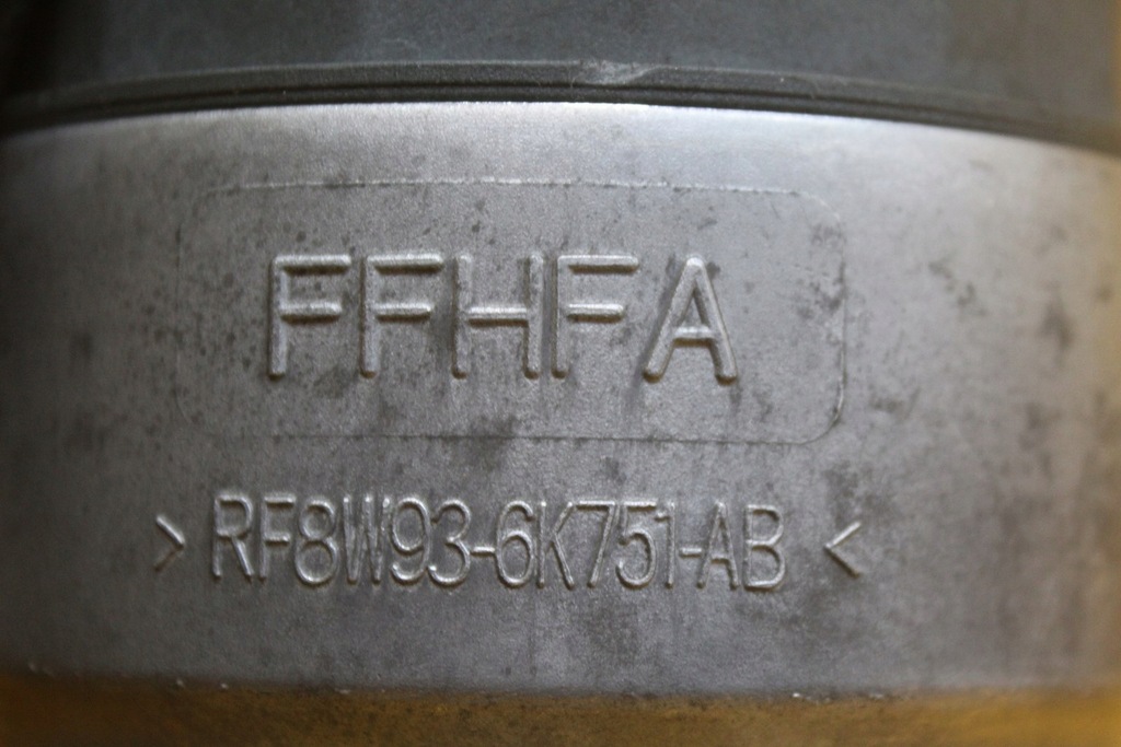 фото №9, Корпус фильтра масла jaguar xj x351 508ps 5.0b v8 8w93 6k751 ab