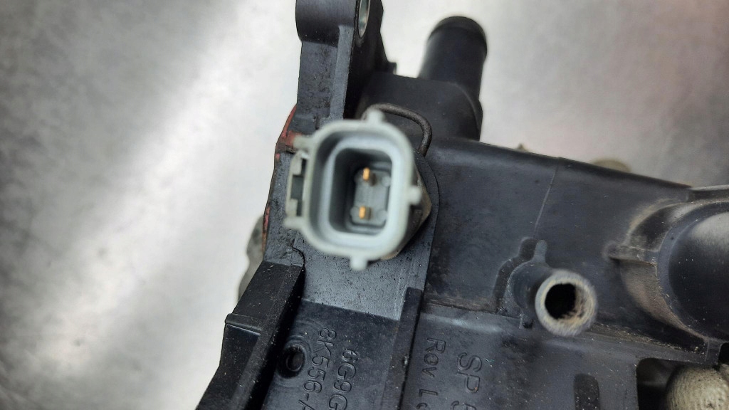фото №7, Корпус термостата 6g9g-8k556-aa ford c-max 1.8b qqdb