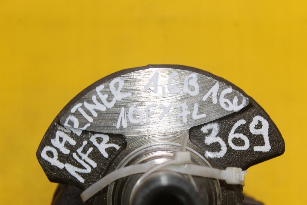 Wał колінчастий peugeot partner 1 fl 1.6 b 16 v nfr 10fx7l Оригінал