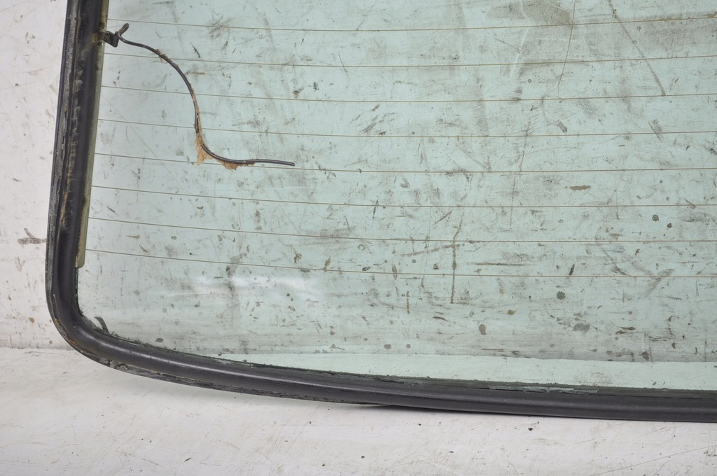 фото №11, Bmw e24 стекло задняя задняя крышки