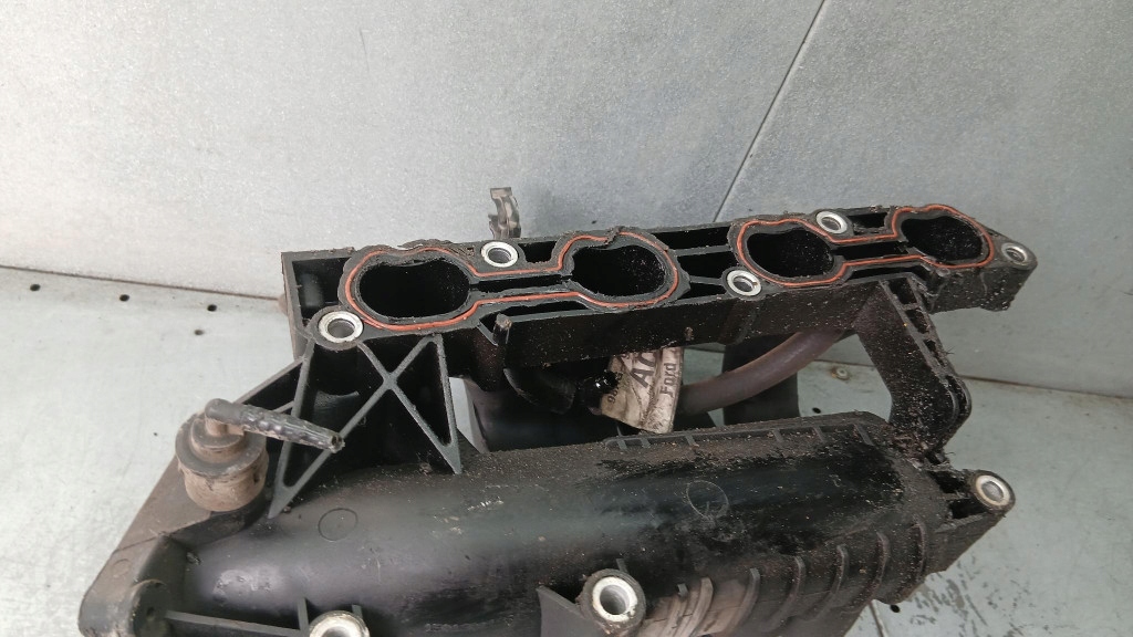 Коллектор впускной  ford focus mk1 1.6b 98-04r седан xs4e-9424ee в Украине