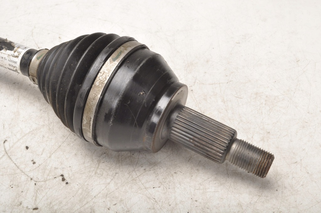 фото №2, Land rover defender l663 3.0 d200 привідний вал перед 21r