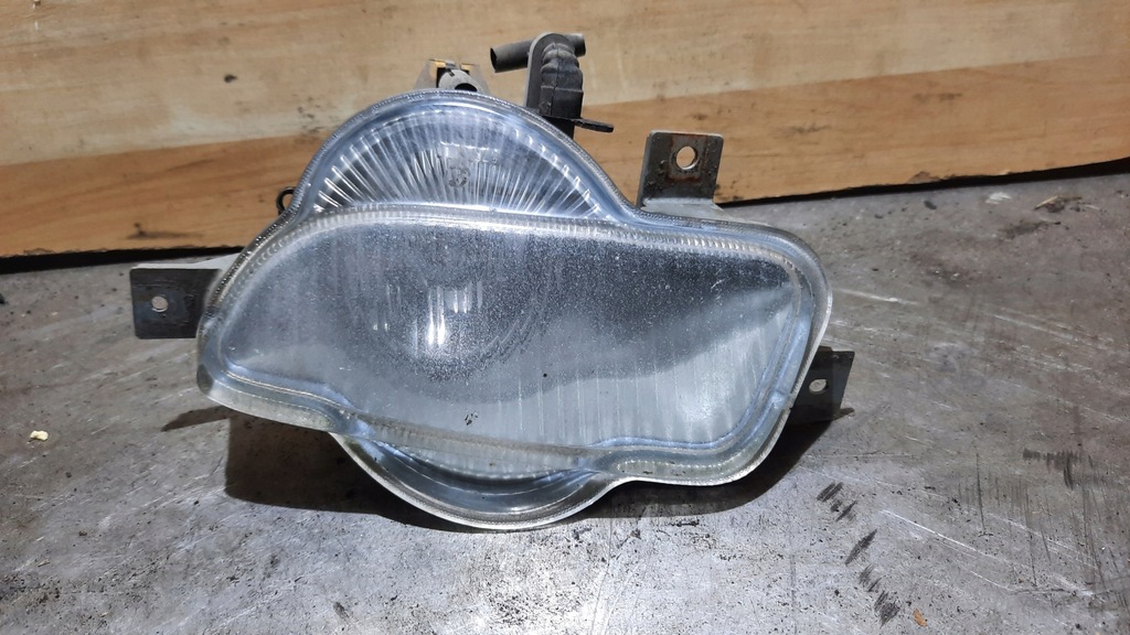 фото №1, Протитуманна фара лампа протитуманна лівий перед v70 ii
