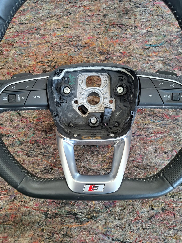 фото №5, Воздуховод audi q8 4m s-line лепестки переключения