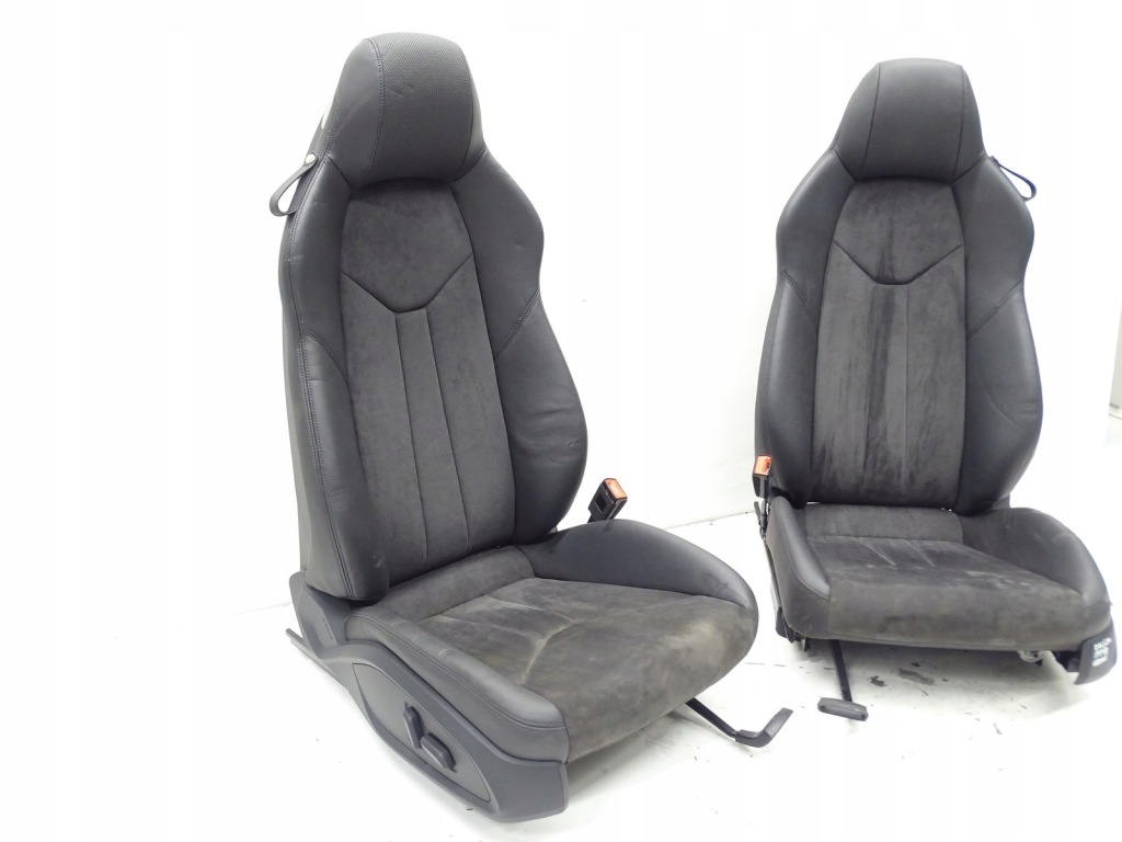 фото №7, Сиденья кожа audi r8 2020r 4s spyder + обивка дверь обшивка