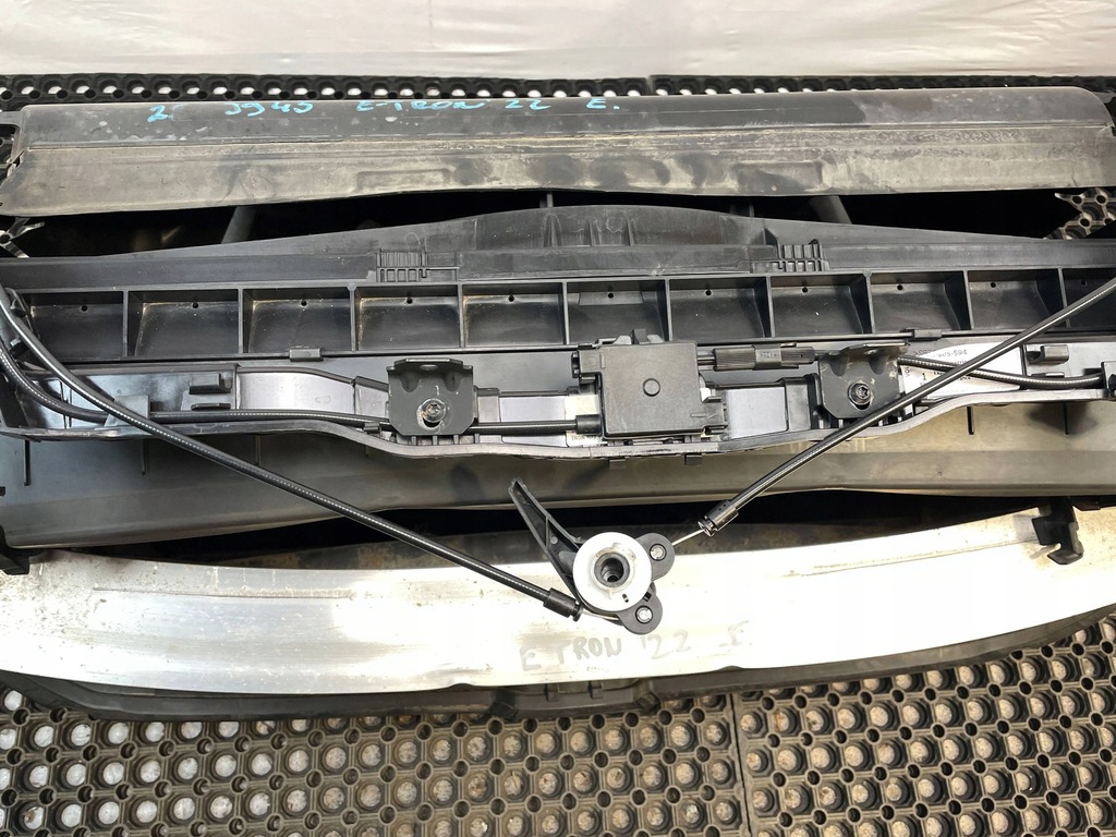 фото №10, Pas передний усилитель балка радиатор audi q8 4m 4ke 55 e-tron 2018-