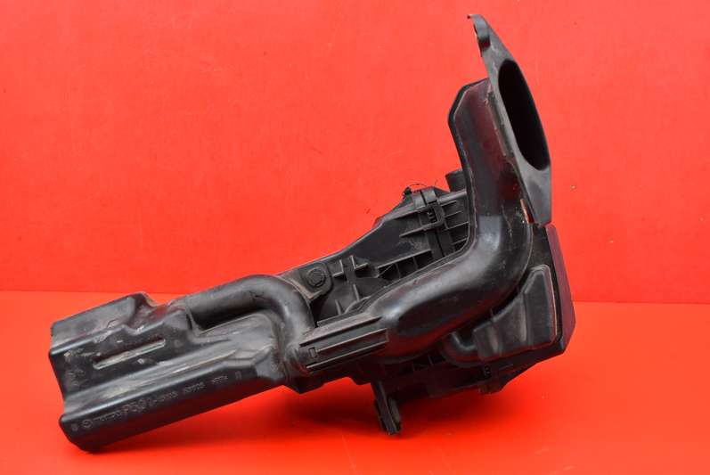 фото №5, Корпус фильтра воздуха p501133ax mazda 3 3 iii bm 1.5 skyactiv-g 100 km