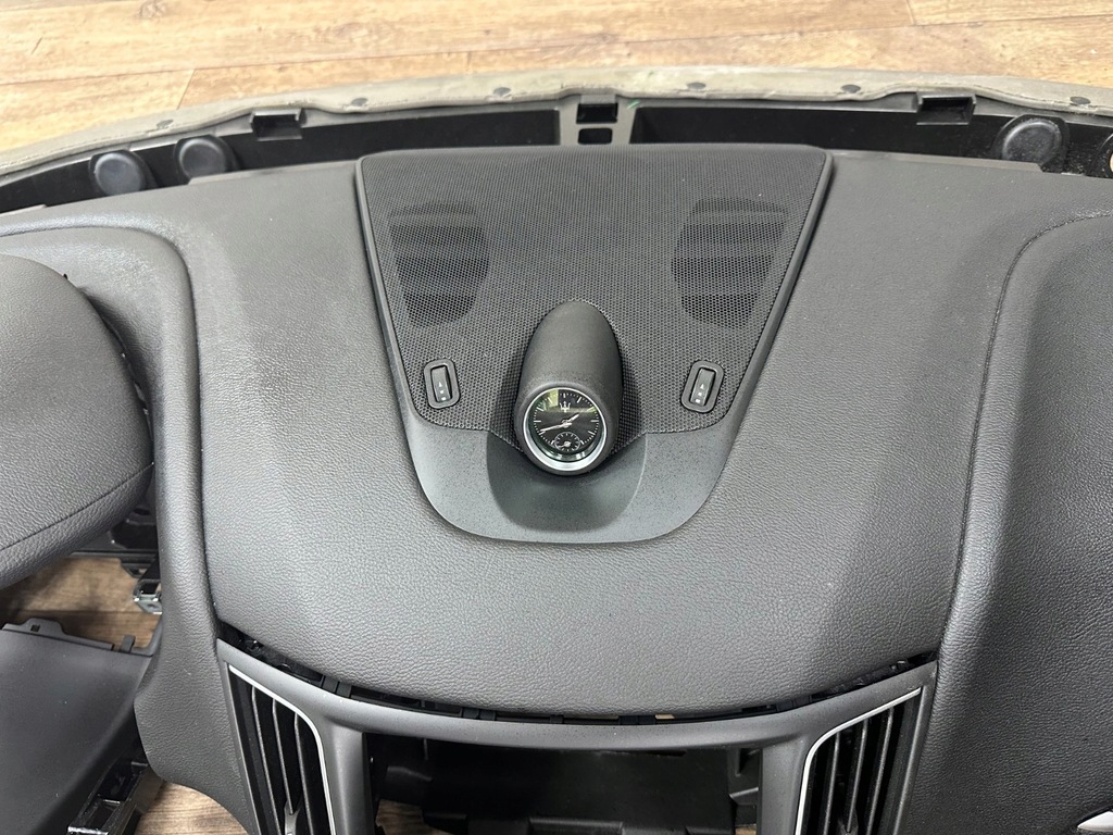 фото №2, Консоль maserati levante подушка безопасности ремни