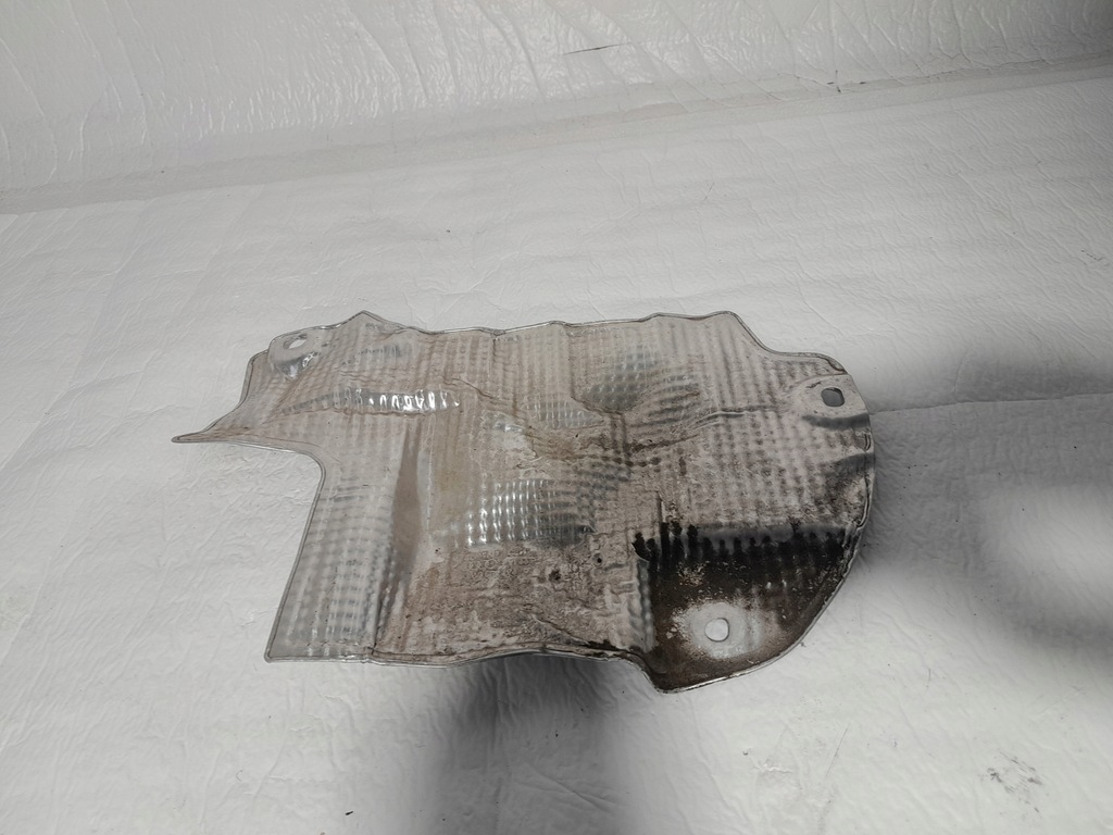 фото №1, Audi a4 b9 захист теплова 8w0804169a