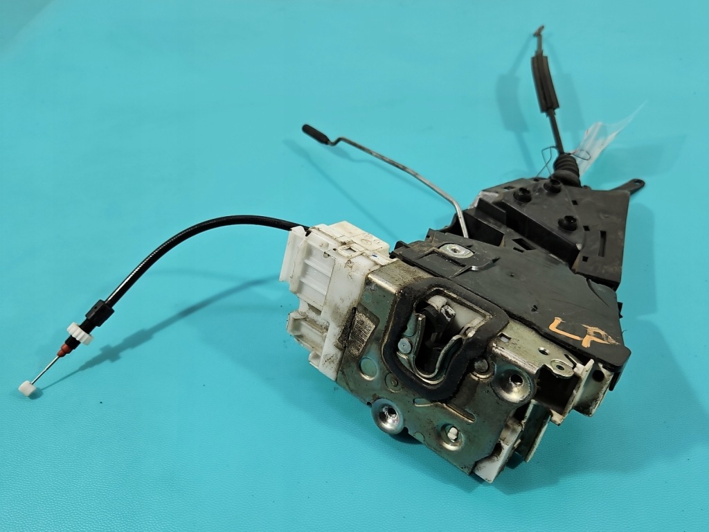 Купить Замок перед левый 1697202535 mercedes w169 европа 4pin