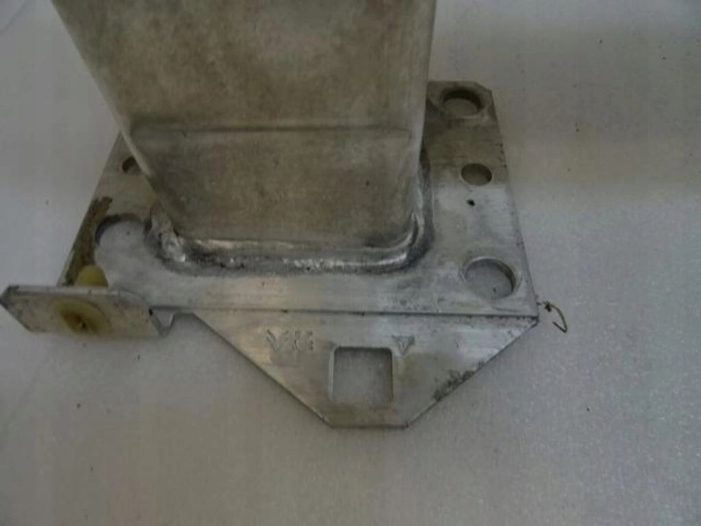 Купити Citroen ds4 балка абсорбер бампера передній перед