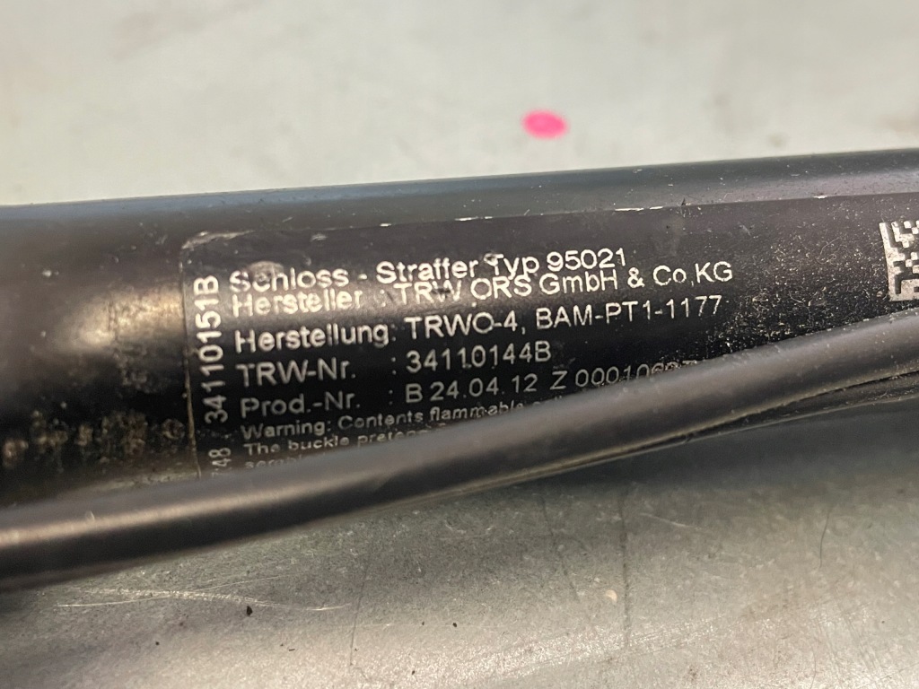 Bmw 1 f20 f21 натягувач поперечина правий перед ремінь безпеки Оригінал