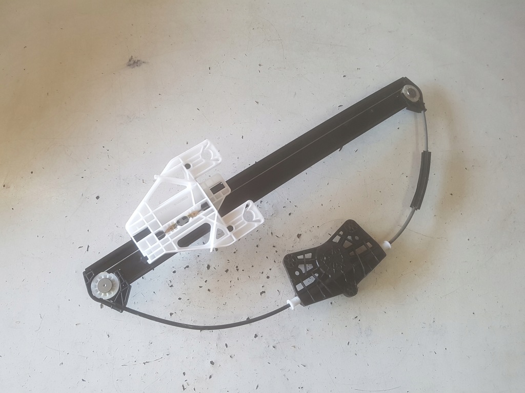 фото №1, Audi q2 16r- підйомник скло правий задня