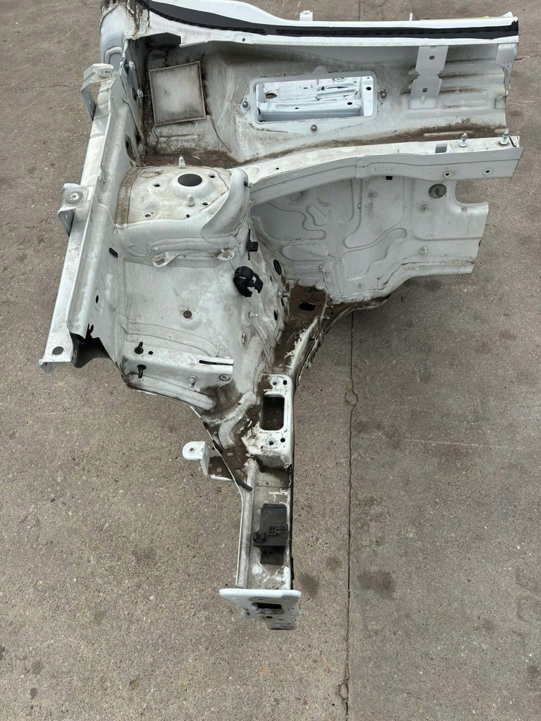 фото №1, Vw atlas четверть лонжерон правый перед lc9a