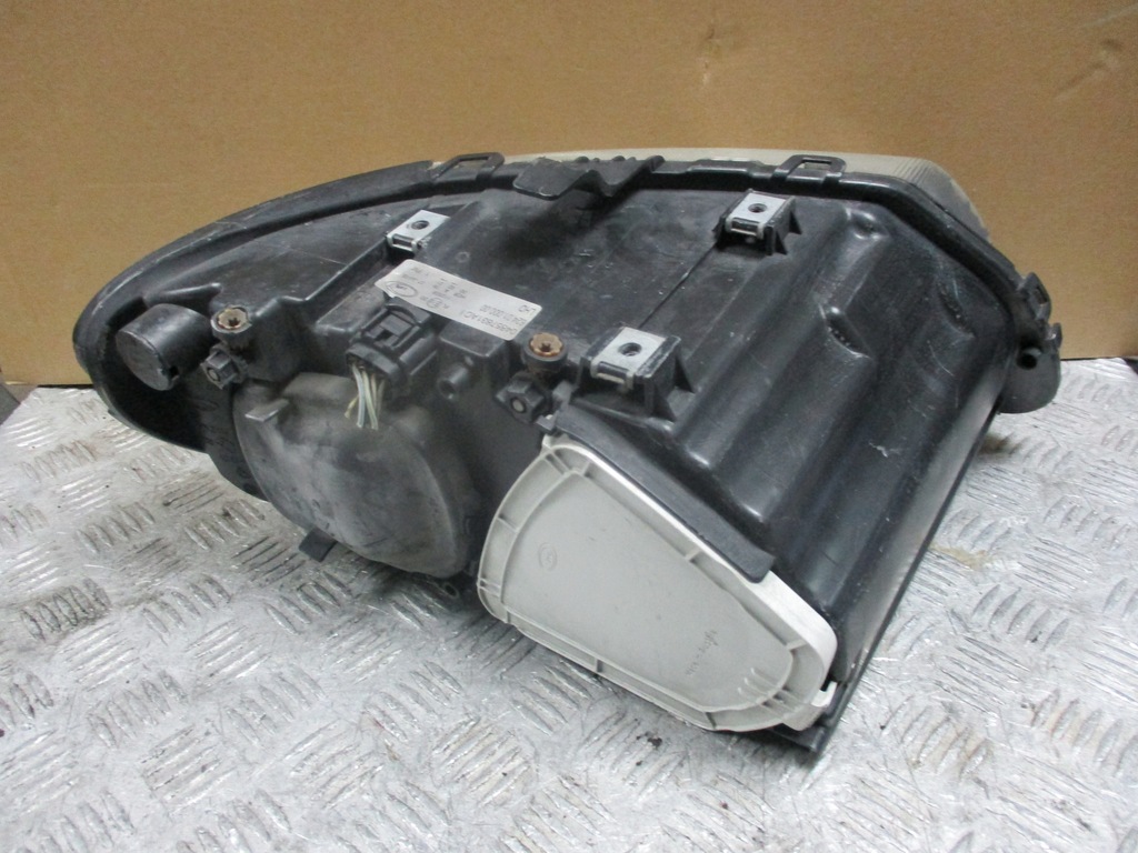 фото №6, Лампа перед права chrysler voyager iii lift 04-07