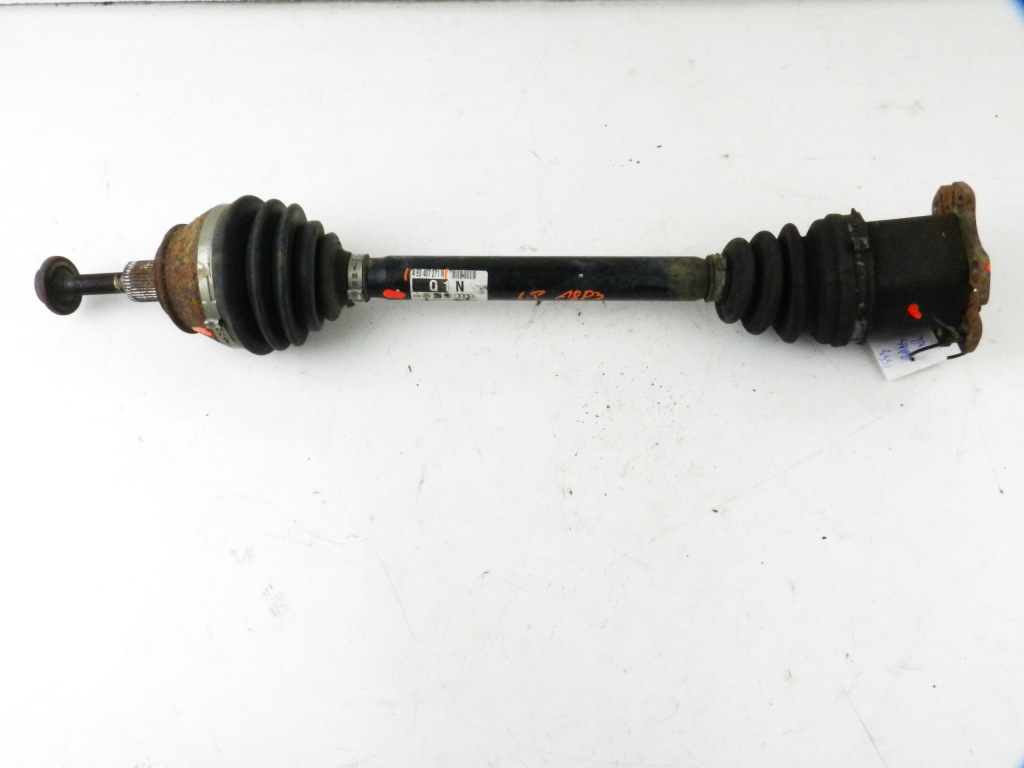 Купити Привідний вал лівий перед a8d3